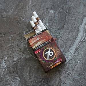 Djarum 76 Kurma Royal